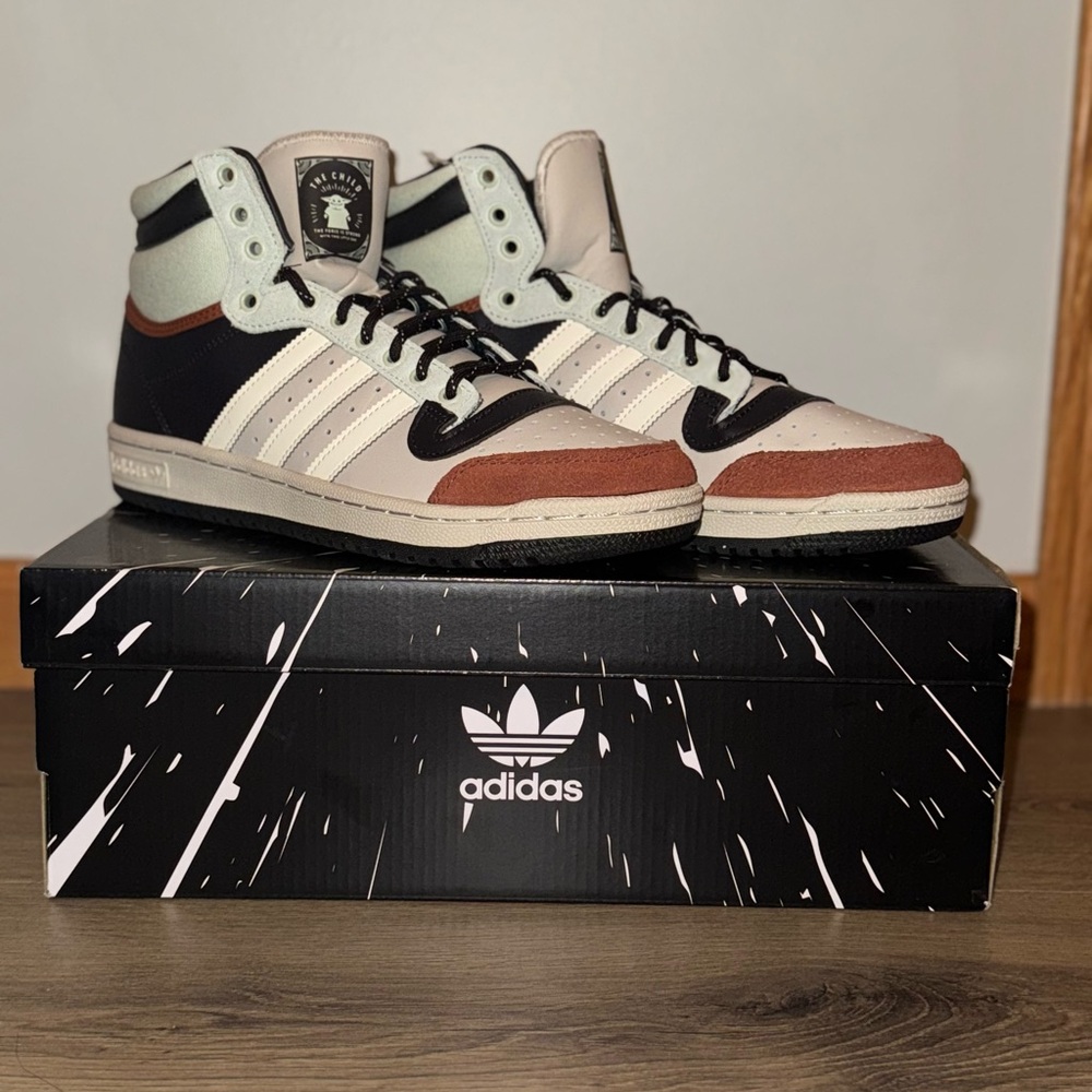 RARE🔥 Adidas Top Ten Hi Star Wars Mandalorian The Child Sz 9 Men's Shoes